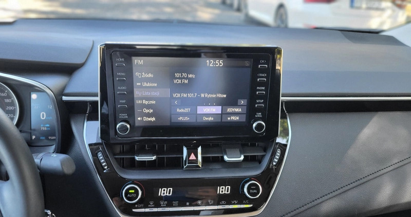 Toyota Corolla cena 98800 przebieg: 9589, rok produkcji 2022 z Jarocin małe 211